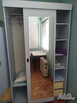 Гардероб купуван от Германия