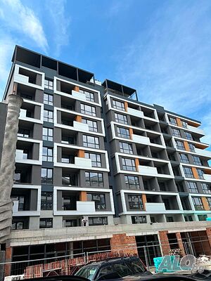 Продавам тристаен апартамент в кв. Тракия - от собственик!!