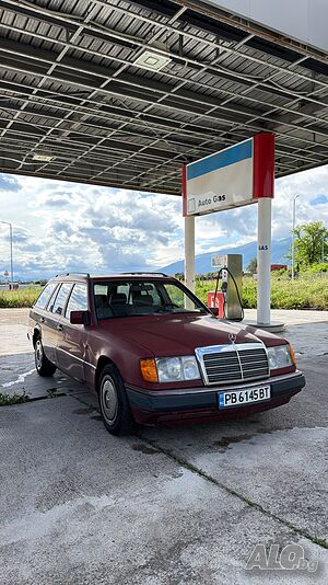 Mercedes-Benz W124 250D 6+1места/Шибедах/Вакуум