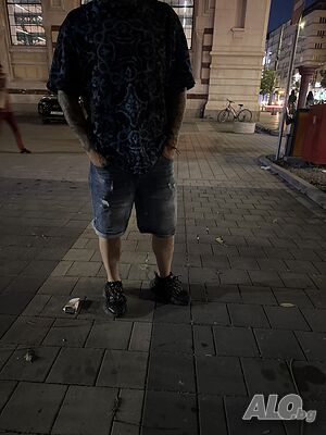 Мъж търси мъж