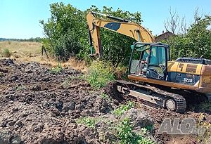 След М. Рудник - 2 дворни места от 1550 кв.м. за застр. на 4 къщи.