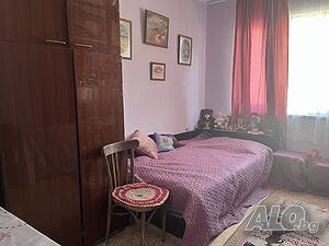 Тристаен апартамент на метри от пешеходната зона