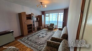Тристаен апартамент в саниран блок под наем
