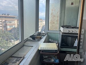 Южна гарсониера в идеален център