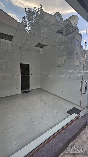 Офис до алеята за Бачиново