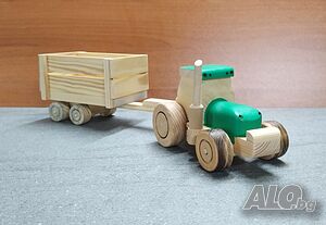 Декоративен дървен трактор с ремарке DMAR 332M4