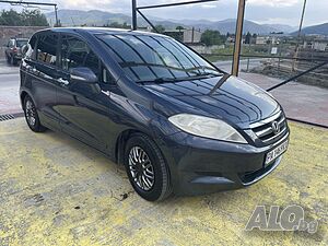 Honda FR-V 1.7 c газ