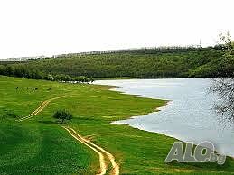 Равен парцел в село Одринци, само на 8 км от гр. Добрич!