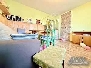 НОВА ОБЯВА 🏡 Тухлена къща - близнак в района на ж.к. Христо Ботев, гр. Добрич