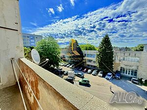 Тухлен южен апартамент в сърцето на града