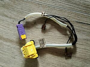 Окабеляване за Airbag(шофьорски) на VW Golf 5 Jetta и Skoda Octavia 2 Fabia