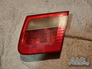 Дясна стоп светлина - вътрешна част за багажник на BMW E46 Combi
