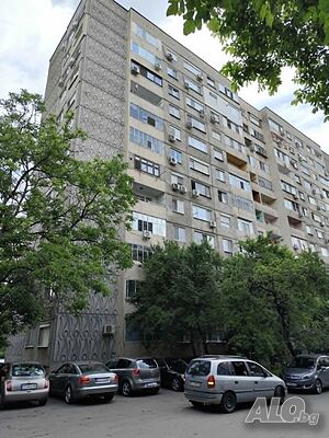 Боксониера 25 кв.м. под б-ца ”Тракия-център”