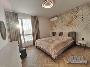 Нов Дизайнерски апартамент под наем с паркомясто