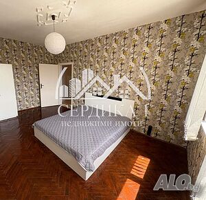Двустаен апартамент 58 кв.м Панел 1989 г. 7 етаж Непоследен
