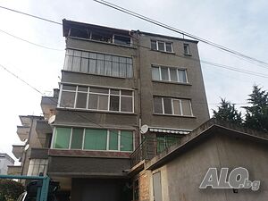 Продавам многостаен апартамент в центъра