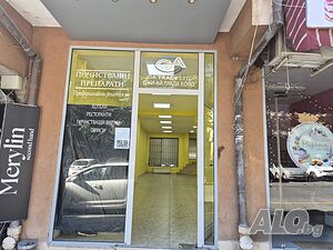 Магазин 75 кв.м + 25 кв.м склад Център ул. Генерал Гурко 38