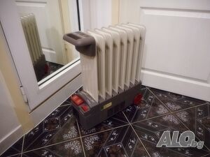 Маслен радиатор Delonghi 2500W