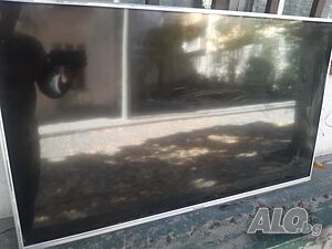 Panasonic TX-L42DTW60 VIERA със счупен екран