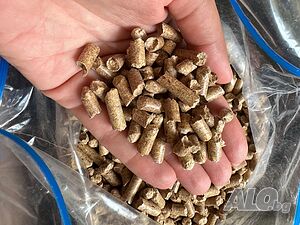 Продаваме иглолистни пелети- 100% белена борова дървесина