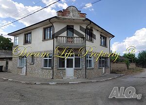 Двуетажна Къща Дълбок Извор