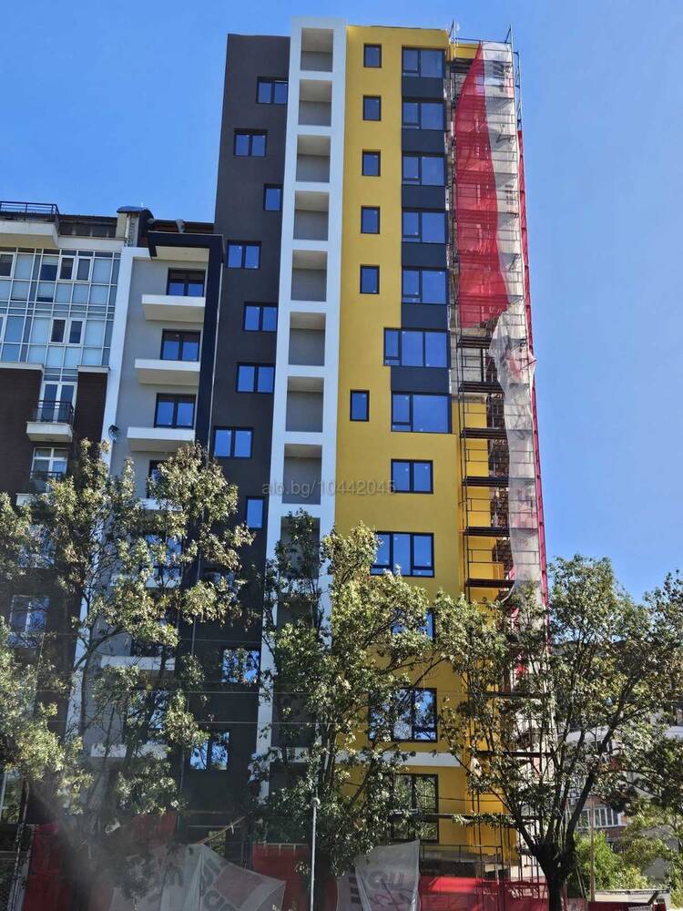 Тристаен апартамент 91 кв.м Тухла 2024 г. 7 етаж Непоследен