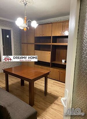 Продава се двустаен апартамент