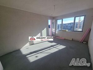Продава се тристаен апартамент