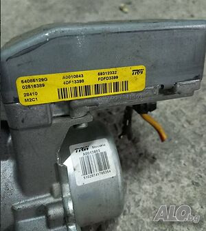 FORD Fiesta 1.25i (Fiesta) рейка серво електроусилвател волан 200 лв табло Фиеста 2001- радио