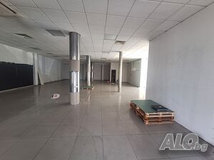 Под Наем Партерно Търговско Помещение - 305 кв.м Полиграфия
