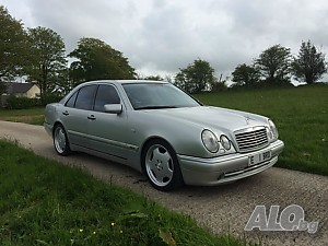 Mercedes E55 AMG w210 на части!