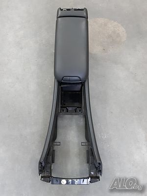 Централна конзола, барче C32 AMG c 32 амг Mercedes W203 w 203 Мерцедес C class Ц класа 203 АМГ