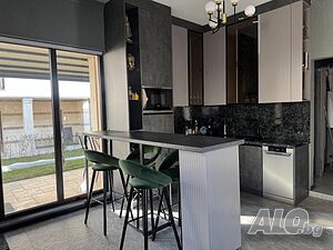 Прекрасна двуетажна къща в комплекс Majestic sea village на първа линия море, местност Лахана