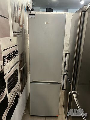 хладилник с фризер Веко LowFrost RCHA300K20S