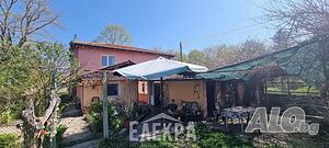 Двуетажна къща с. Невша