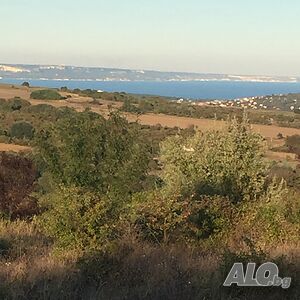 Парцел с уникална панорама с Осеново
