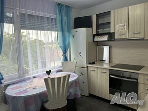 нощувки апартаменти Уют
