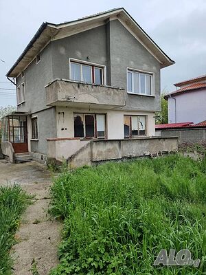 Къща в село Могила
