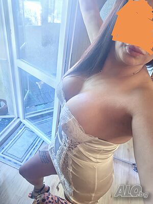 Секси дупе големи цици, половин час 50 €) еротичен масаж +секс турска чикйя бонус имам WhatsApp
