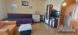 Голямо студио 52 м2, на южня плаж, без такса подръжка, гледка море