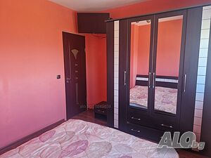 Тристаен апартамент