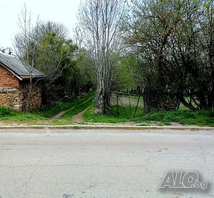 Продава парцел гр. Брезник