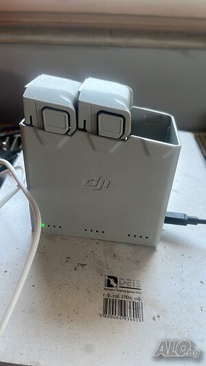 Продавам оригинален комплект аксесоари за DJI Mini 3. за части