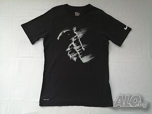 Nike DRI-FIT оригинална момчешка тениска р-р XL - за 13-15 годишни, ръст около 158-170 см