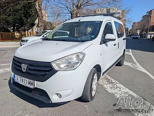 Продавам Dacia Dokker - 1-ви собственик