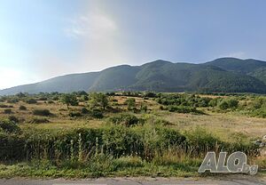 Парцел за продажба с възможност за минерална вода, гр. Сапарева баня, подходящ за хотелски комплекс