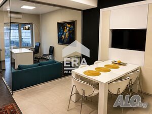 Офис за продажба в идеалния център на София - ул. Московска