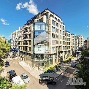 Тристаен апартамент с гледка към планина Витоша в кв. Лозенец