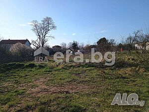 Парцел в Боровец юг на около 50м. от главния път