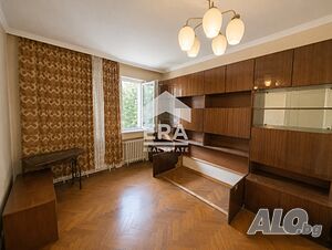 Двустаен апартамент за продажба в Идеален център, Плевен